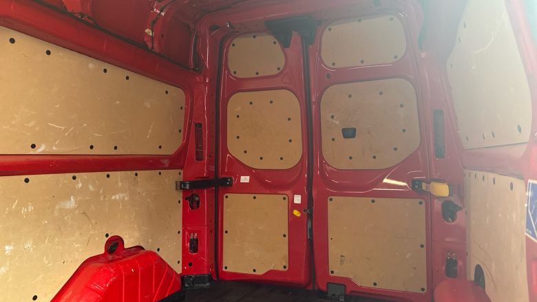 Ford Transit Custom 300 L2 Diesel Fwd 2.0 EcoBlue 130ps High Roof Limited Van